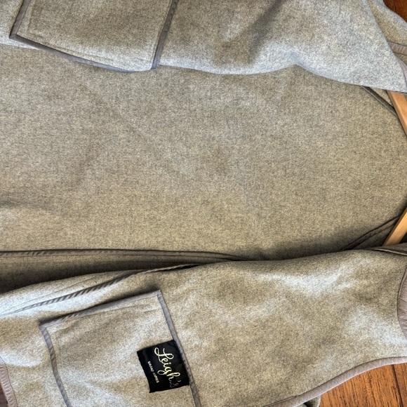 Vintage Boutique Leigh's Grand Rapids Short Wool Pea Coat with Pockets / small - Picture 3 of 9